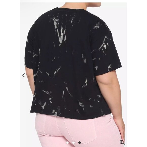 Hot Topic Womens Creature of The Night T-Shirt XL Tie-Dye Crop Y2K Goth Grunge - Picture 3 of 12